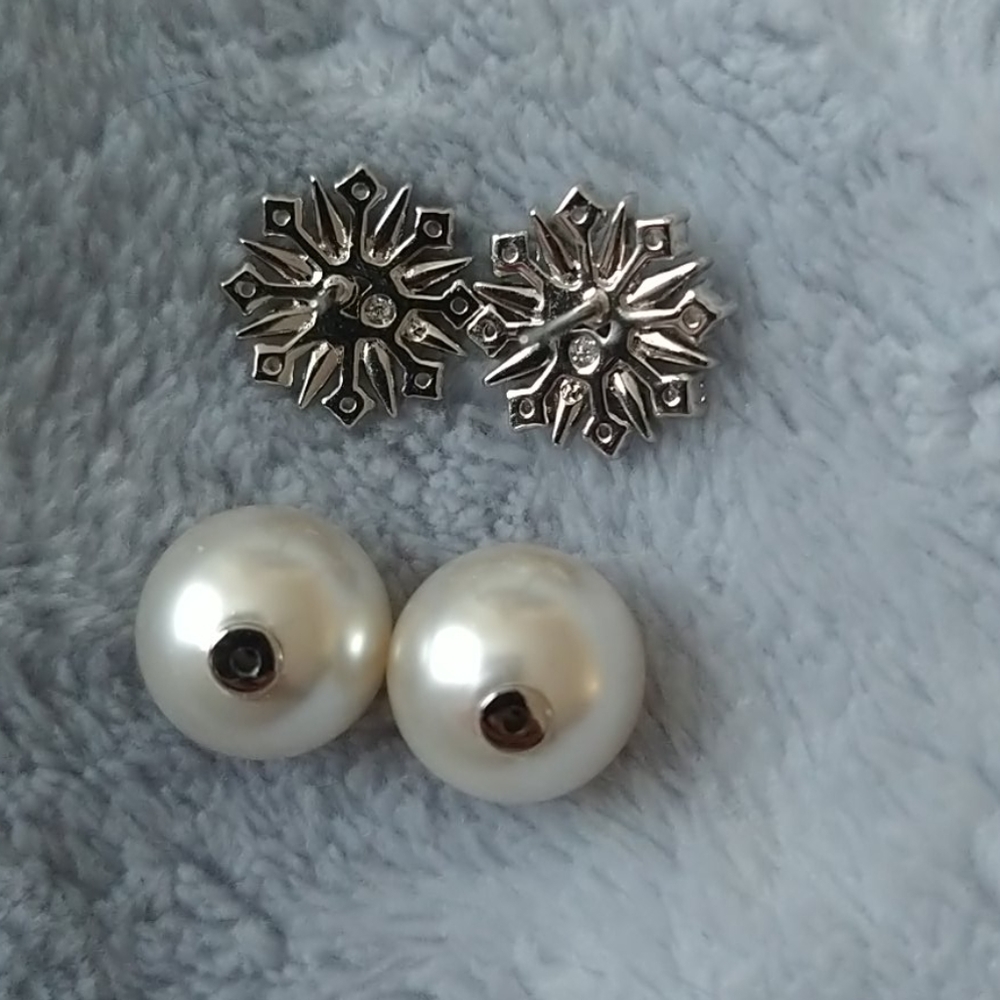NADRI White Rhodium Snow Flake Pearl earrings - Picture 6 of 8